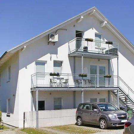 Apartamento Appartementhaus, Zinnowitz, Cleaning Included Zinnowitz
